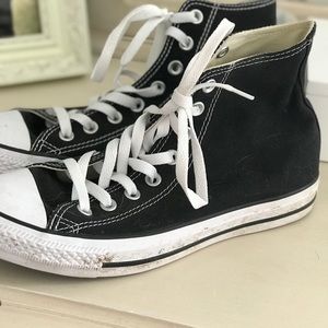Black Converse